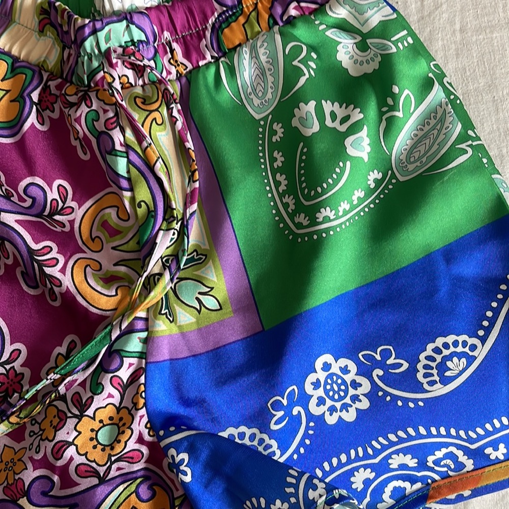 Mixed pattern shorts set - Picture 4 of 4